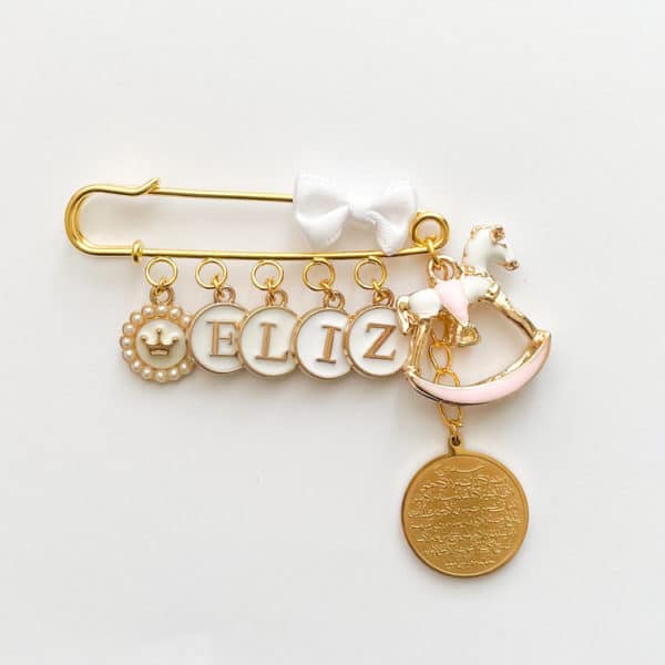 Nadel mit 7 Charms, gold