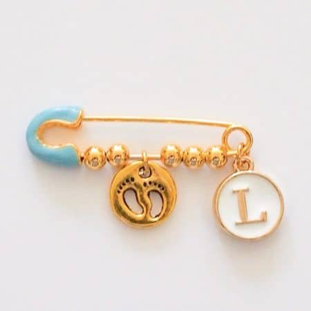 hellblaue Nadel mit 2 charms, gold